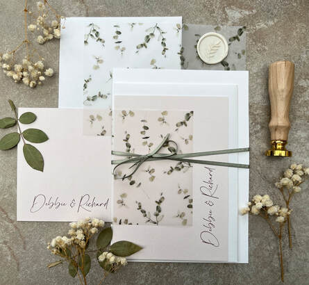 Floral wedding invitations