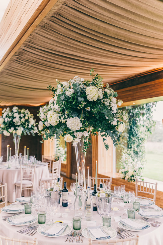 Green & white wedding inspiration