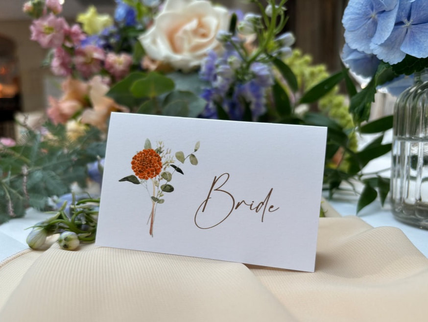 Dahlia wedding place settings 